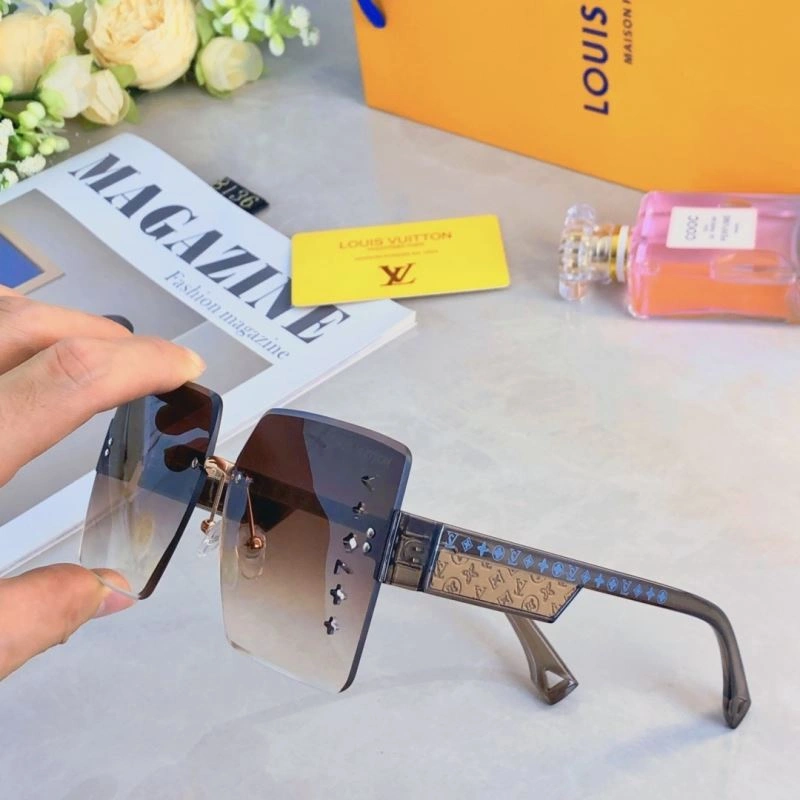 Louis Vuitton Sunglasses EasyCare 280537