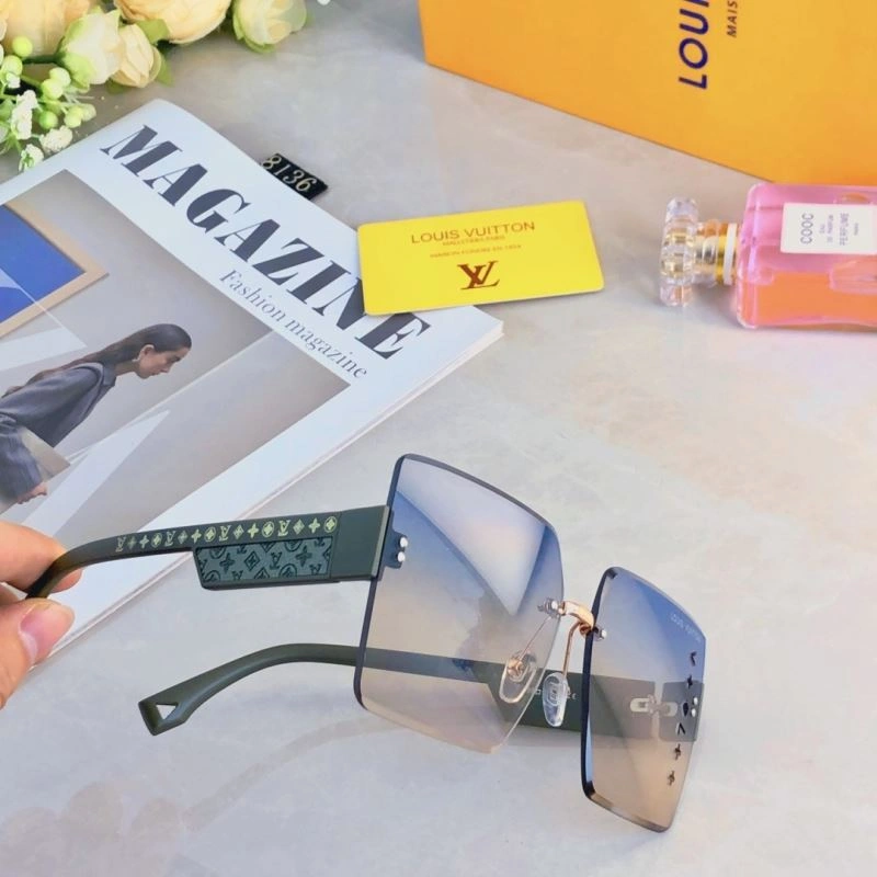 Louis Vuitton Sunglasses EasyCare 280537