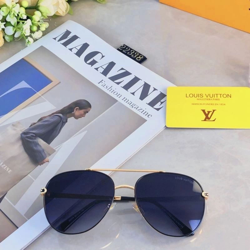 Louis Vuitton Sunglasses Stylish 280538