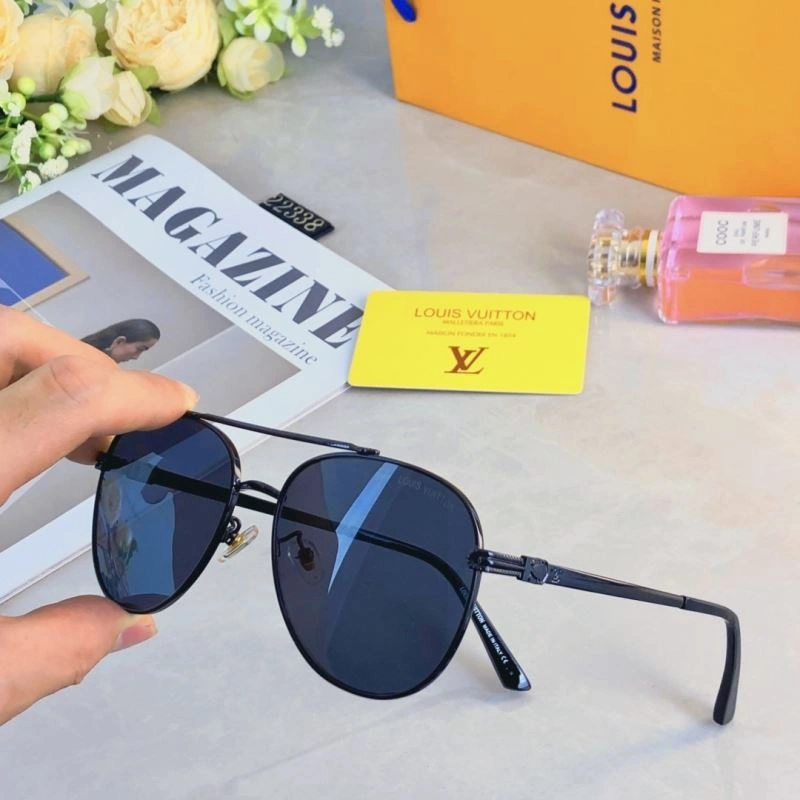 Louis Vuitton Sunglasses Stylish 280538