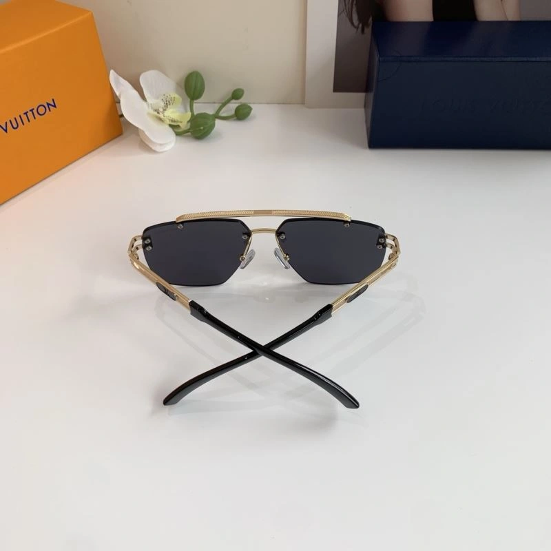 Louis Vuitton Sunglasses RelaxedFit 280534