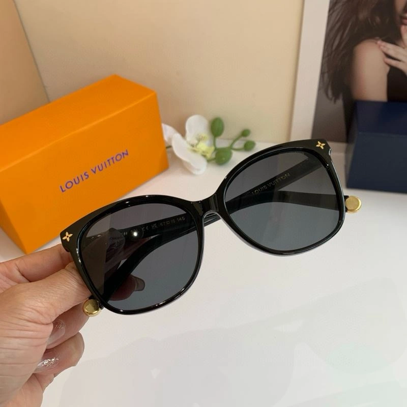 Louis Vuitton Sunglasses FreshLook 280522