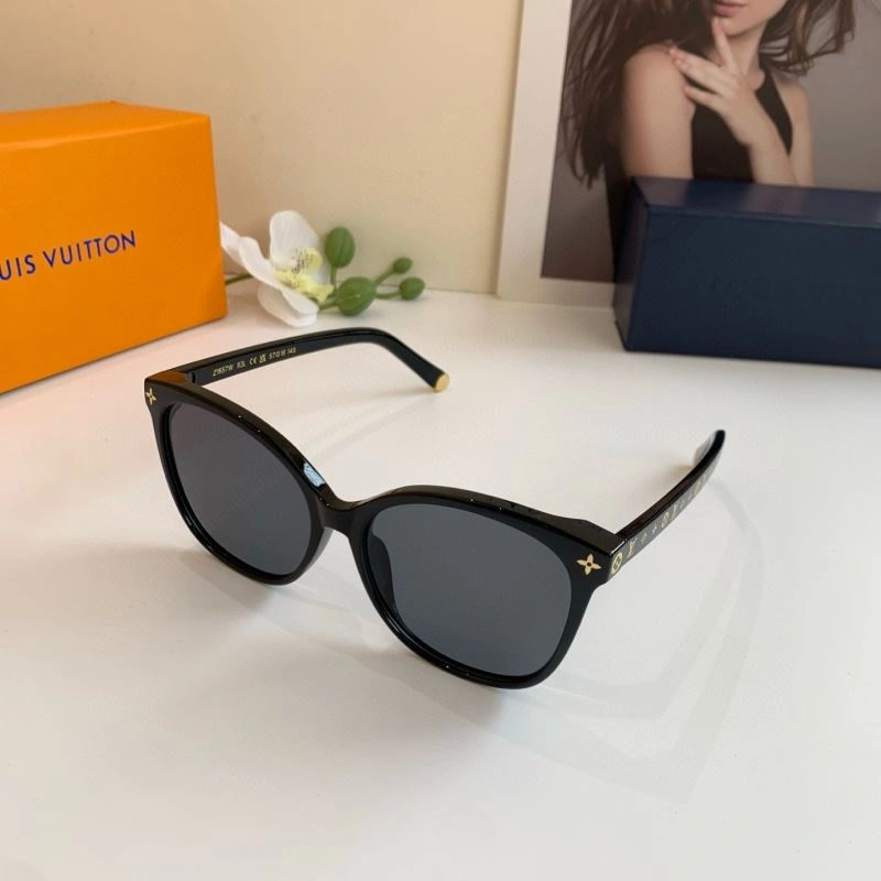 Louis Vuitton Sunglasses FreshLook 280522