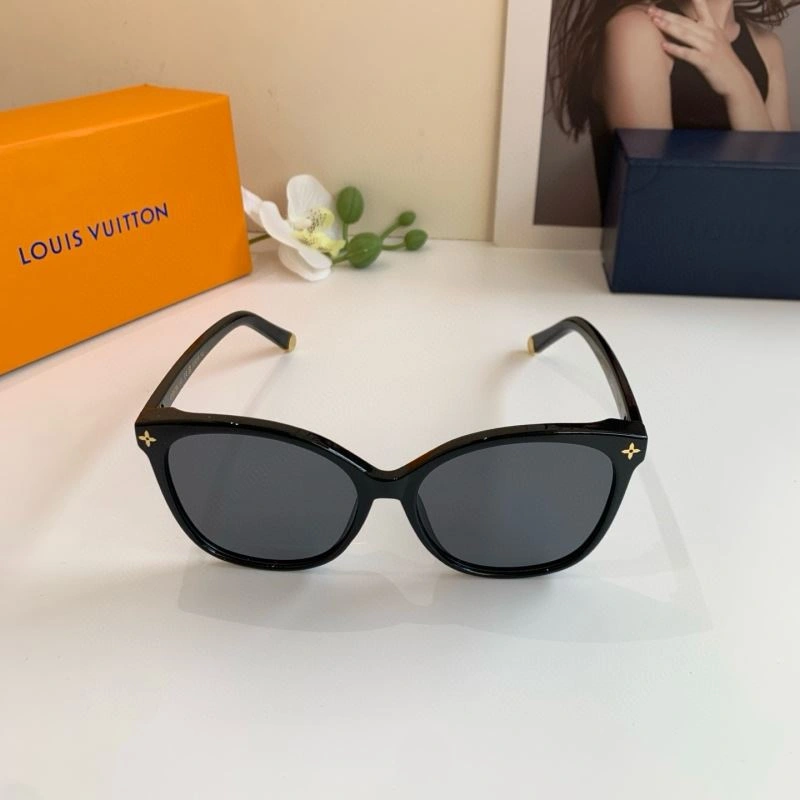 Louis Vuitton Sunglasses FreshLook 280522