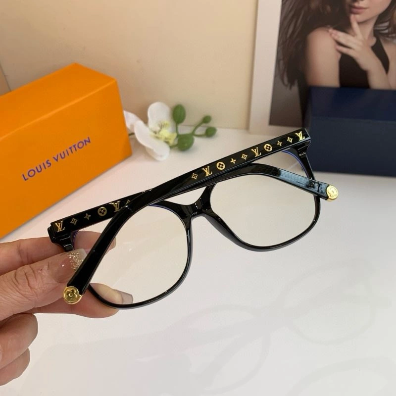 Breathable Louis Vuitton Sunglasses 280525