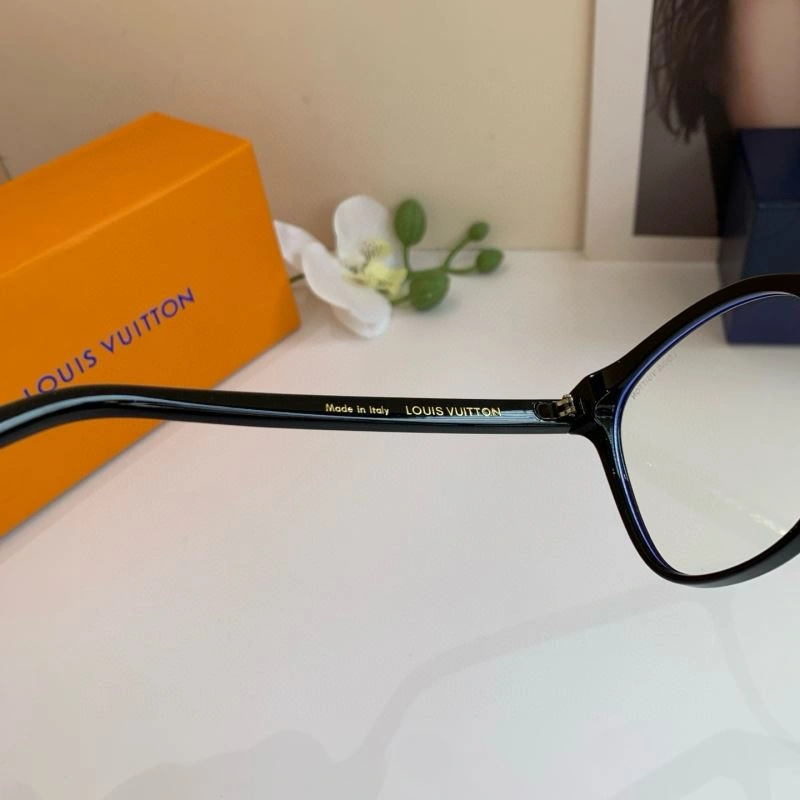 Breathable Louis Vuitton Sunglasses 280525