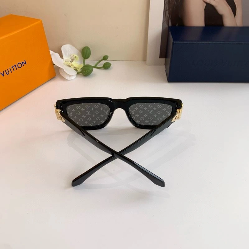 ZeroBulk Louis Vuitton Sunglasses 280529