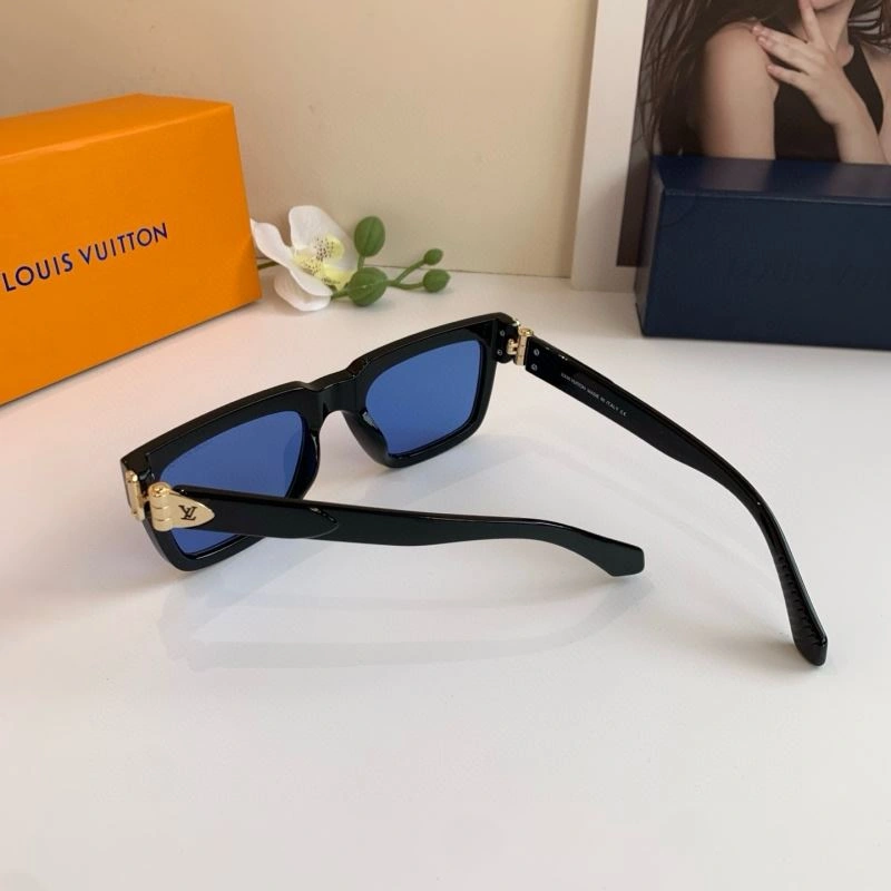 Louis Vuitton Sunglasses MultiPurpose 280519