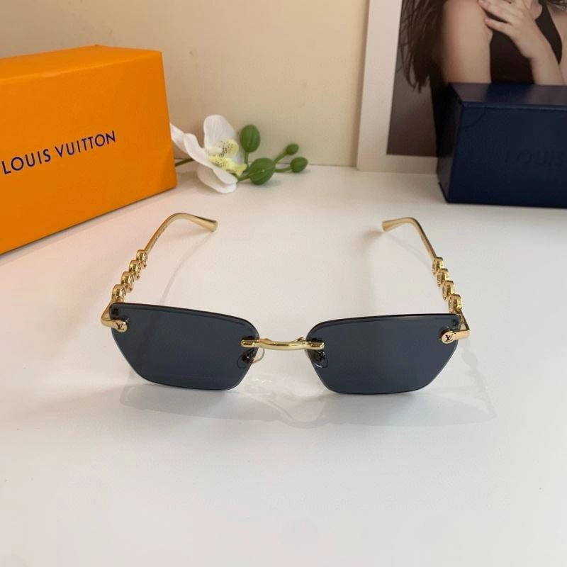 Louis Vuitton Sunglasses Supportive 280521