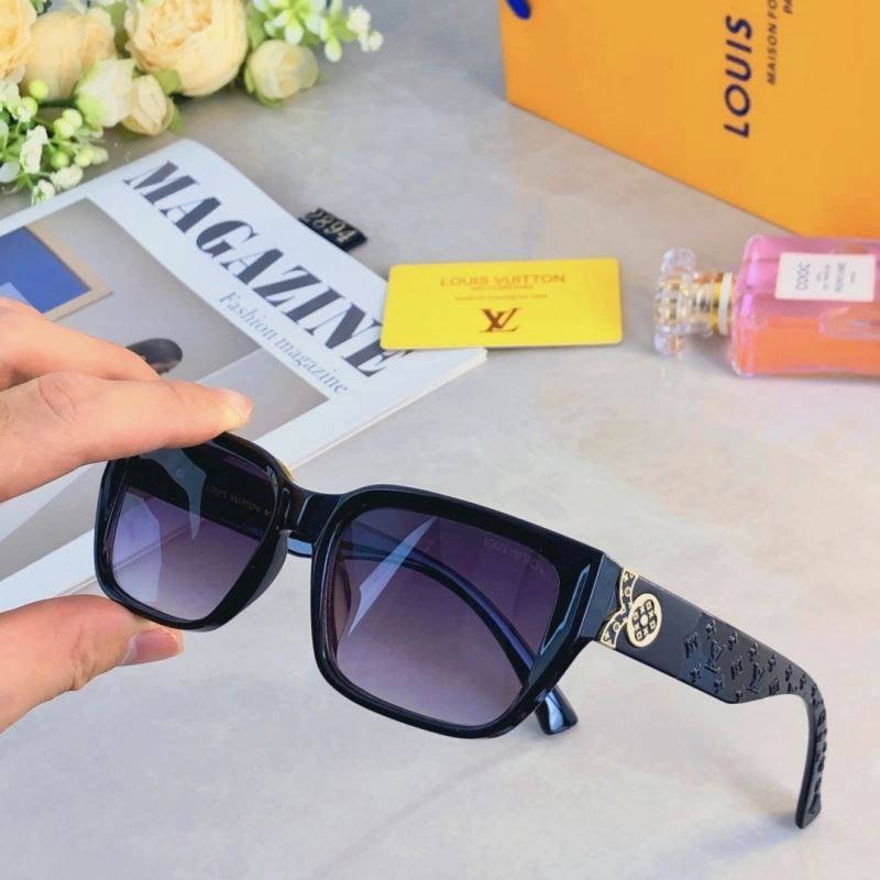 Louis Vuitton Sunglasses MultiPurpose 280517