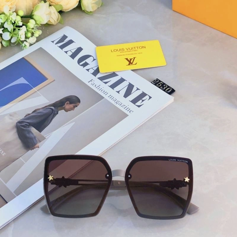 Louis Vuitton Sunglasses Sleek 280515