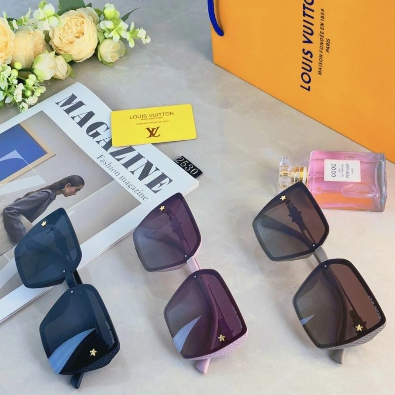 Louis Vuitton Sunglasses Sleek 280515