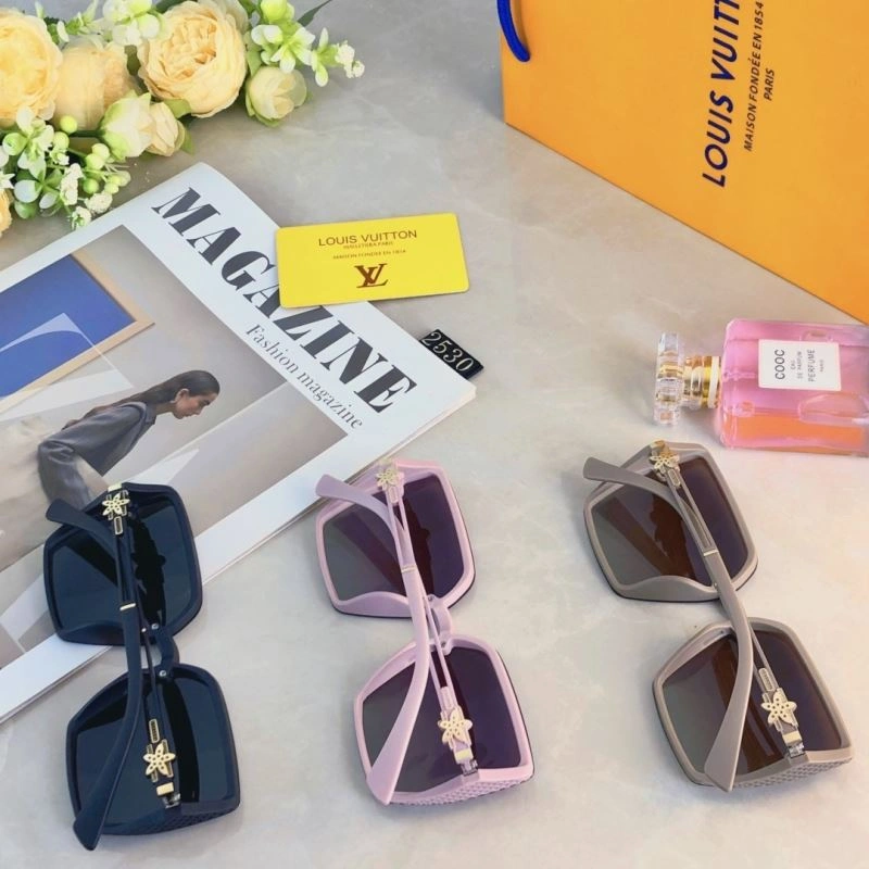 Louis Vuitton Sunglasses Sleek 280515