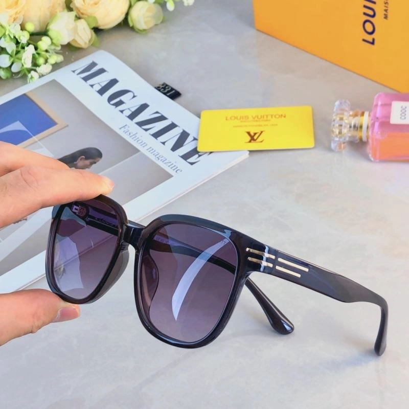 Bold Louis Vuitton Sunglasses 280513