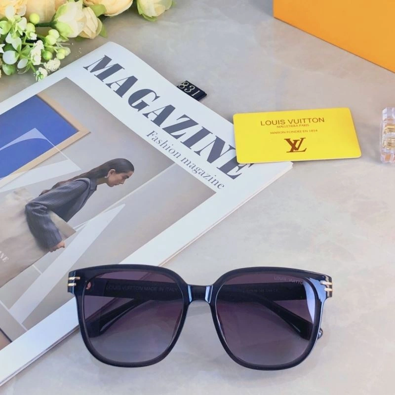 Bold Louis Vuitton Sunglasses 280513