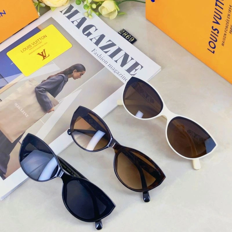 Louis Vuitton Sunglasses Sleek 280512