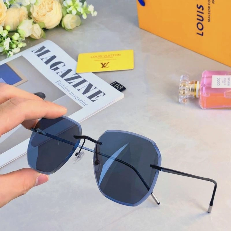 Louis Vuitton Sunglasses Durable 280508