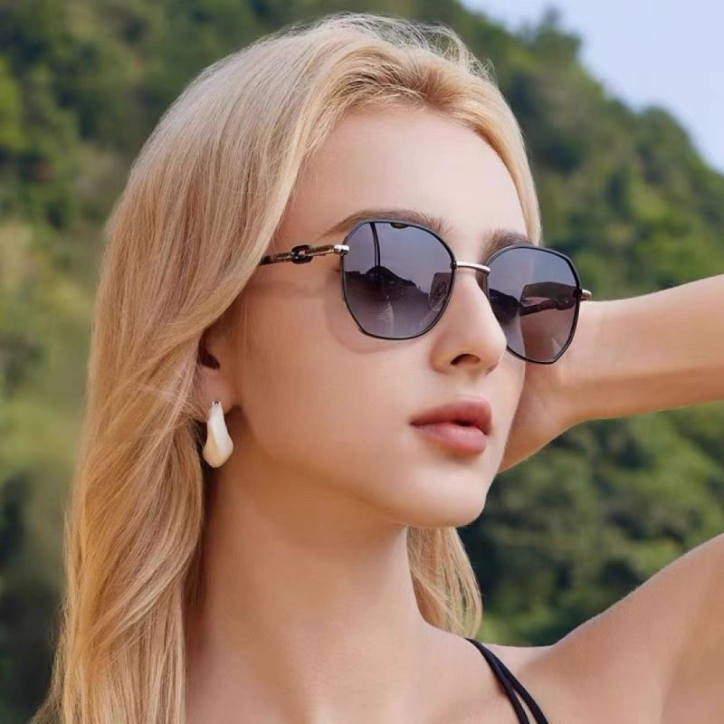 Louis Vuitton Sunglasses Minimalist 280509