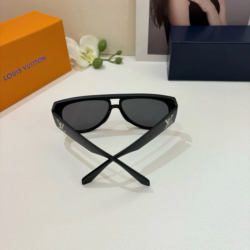 Louis Vuitton Sunglasses MoistureWicking 280507
