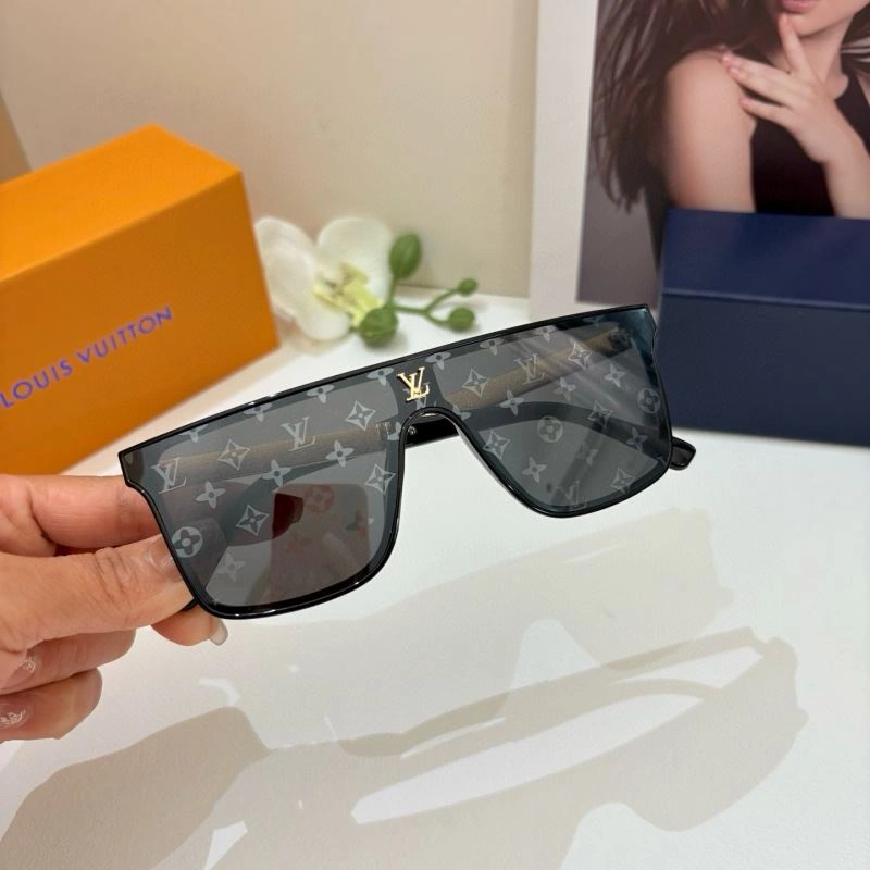 Louis Vuitton Sunglasses Comfortable 280499