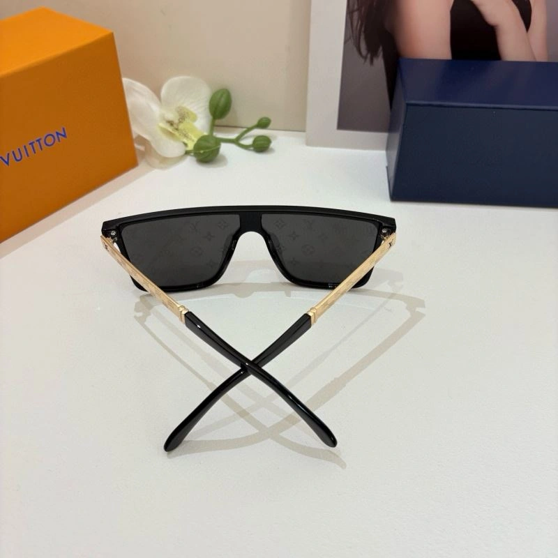 Louis Vuitton Sunglasses Comfortable 280499