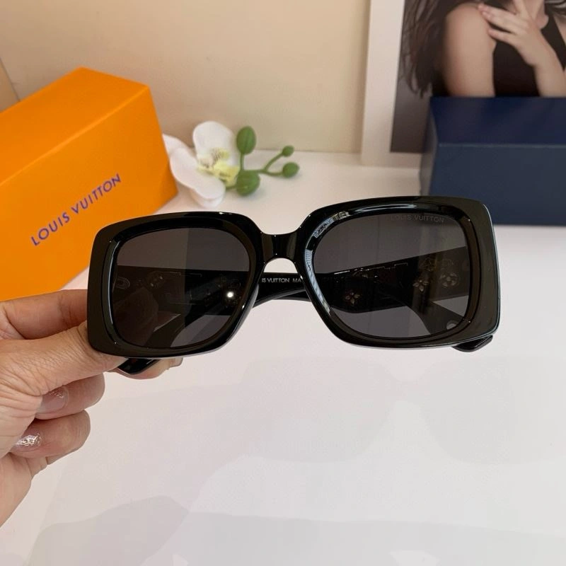 Louis Vuitton Sunglasses Modern 280486