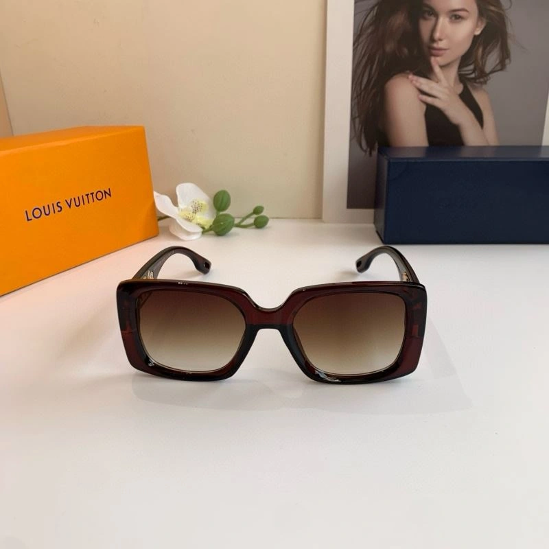 Louis Vuitton Sunglasses Fashionable 280503