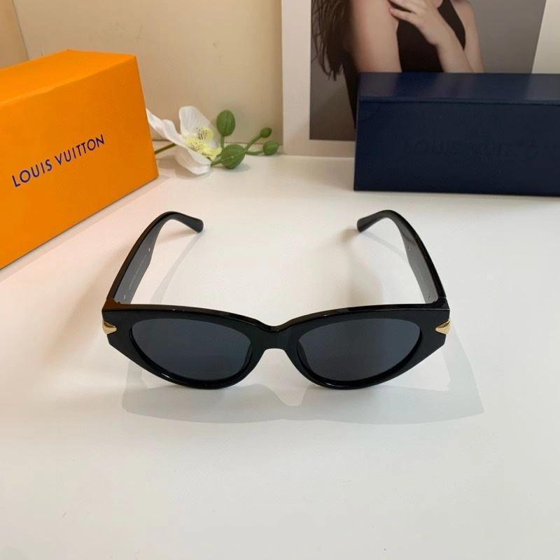 Classic Louis Vuitton Sunglasses 280500