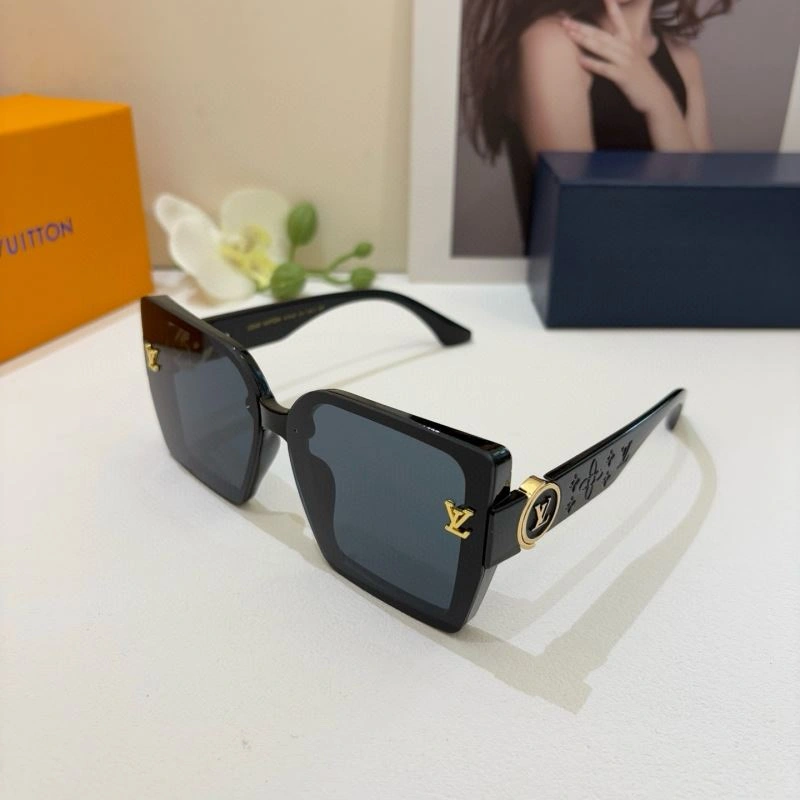 StreetReady Louis Vuitton Sunglasses 280481