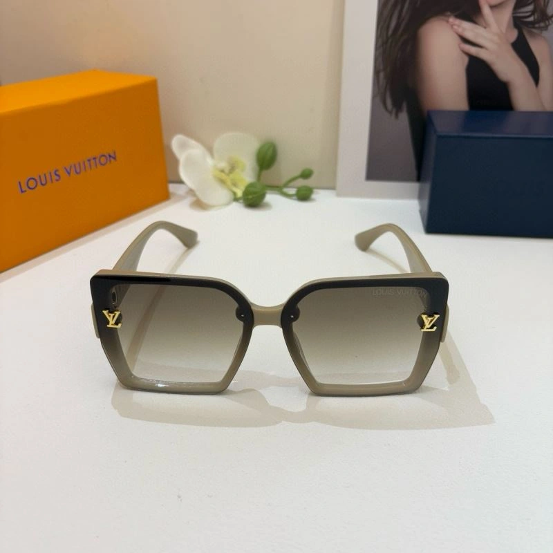 Louis Vuitton Sunglasses Sleek 280483