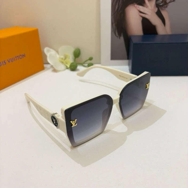 Trendsetting Louis Vuitton Sunglasses 280487