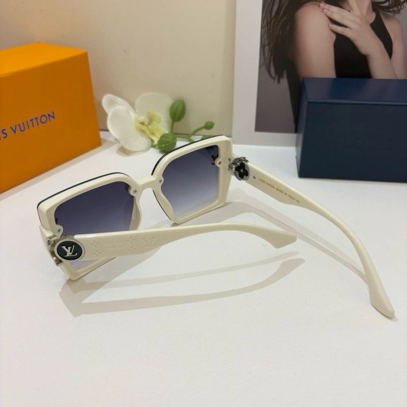 Trendsetting Louis Vuitton Sunglasses 280487