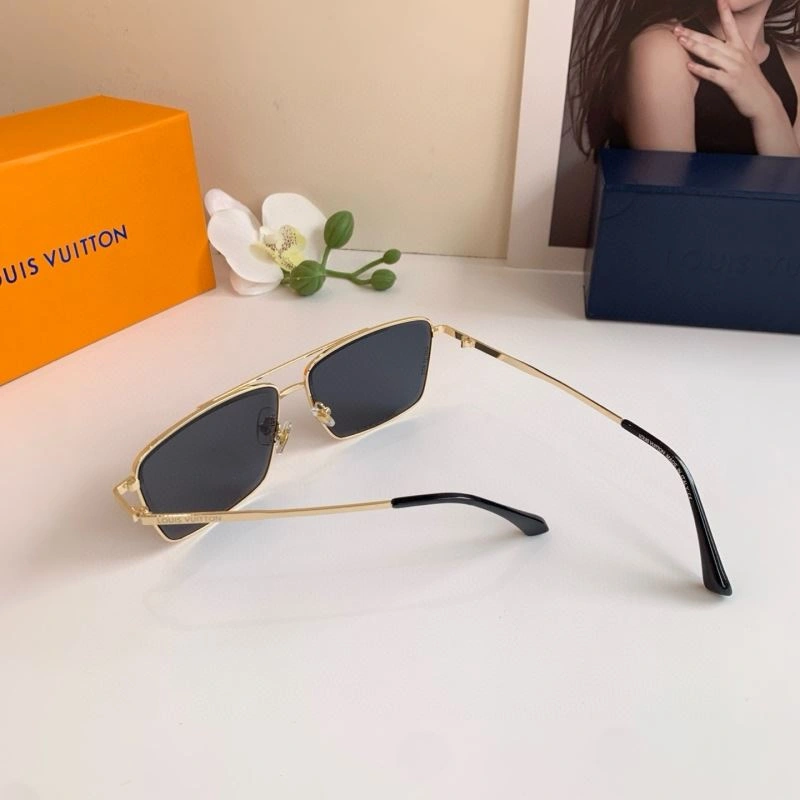 Casual Louis Vuitton Sunglasses 280485