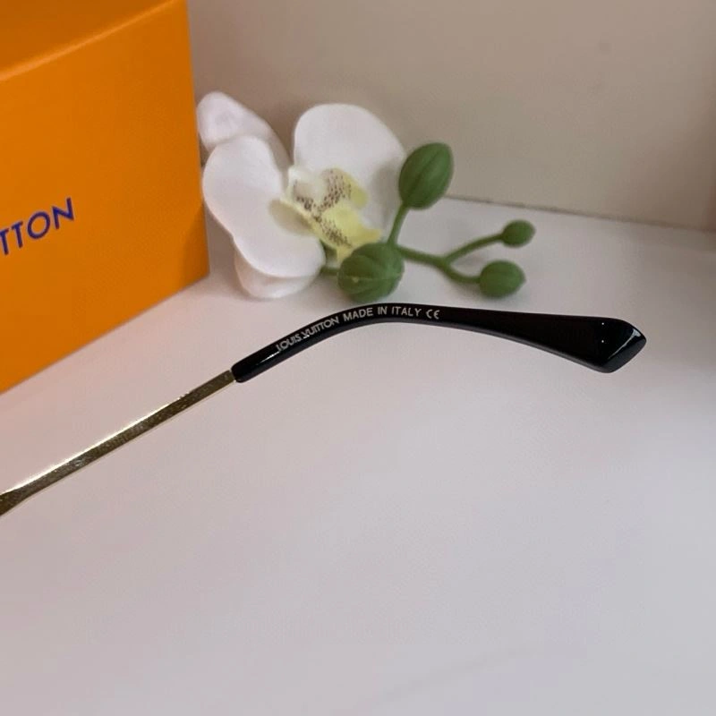 Louis Vuitton Sunglasses Comfortable 280479