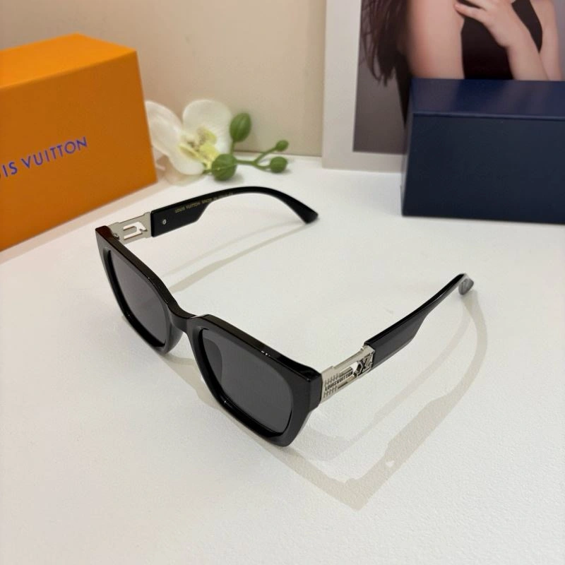 Colorful Louis Vuitton Sunglasses 280488