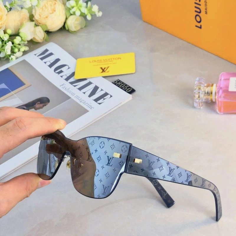 Thermal Louis Vuitton Sunglasses 280470