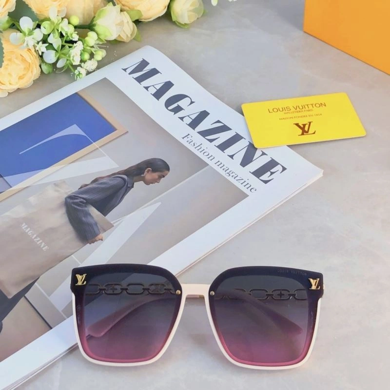Lightweight Louis Vuitton Sunglasses 280468
