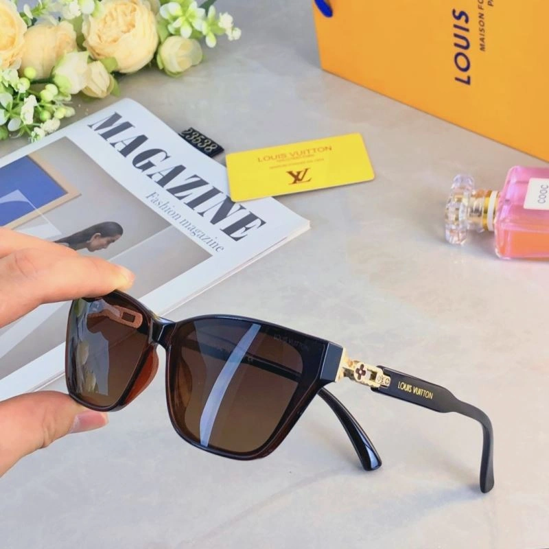 Louis Vuitton Sunglasses ModernLook 280463
