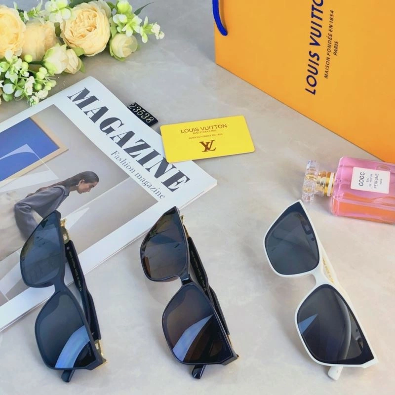 Louis Vuitton Sunglasses ModernLook 280463