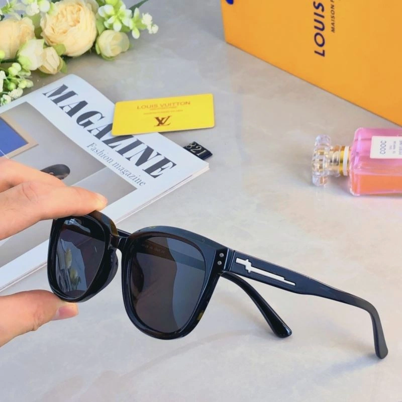 Louis Vuitton Sunglasses Durable 280462