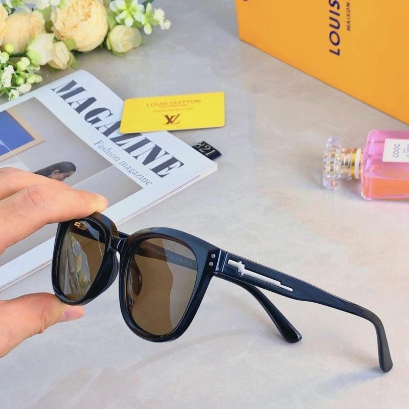 Louis Vuitton Sunglasses Durable 280462