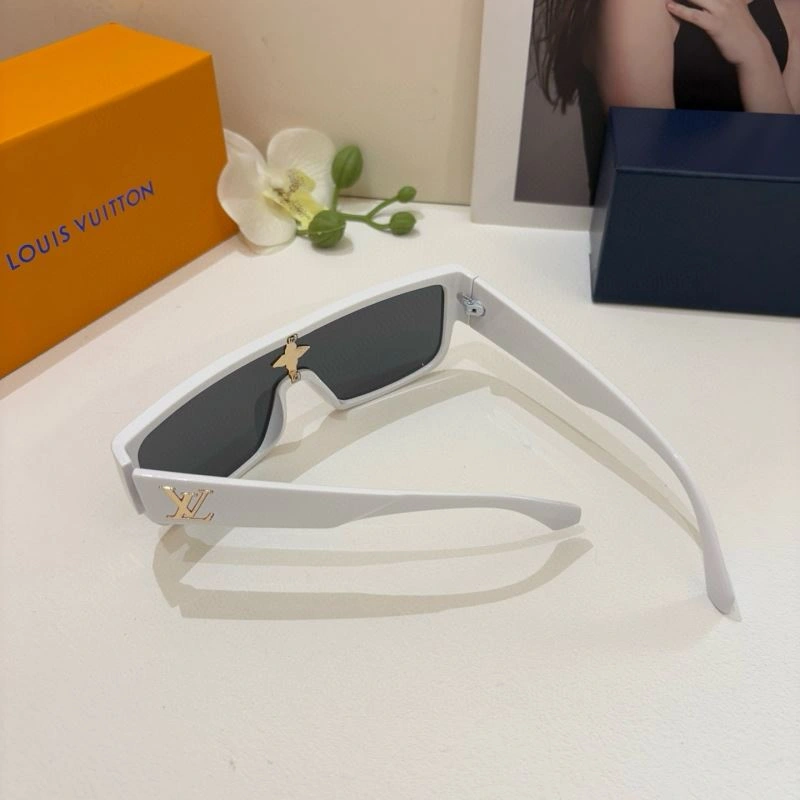 Louis Vuitton Sunglasses Sophisticated 280442