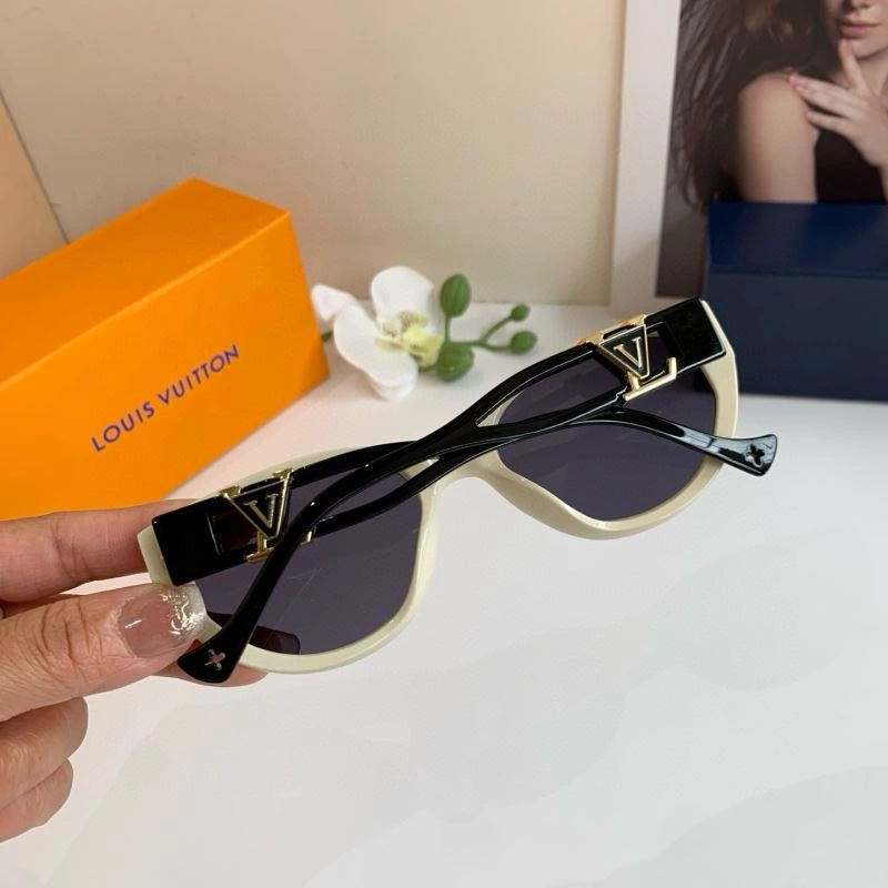 Youthful Louis Vuitton Sunglasses 280448