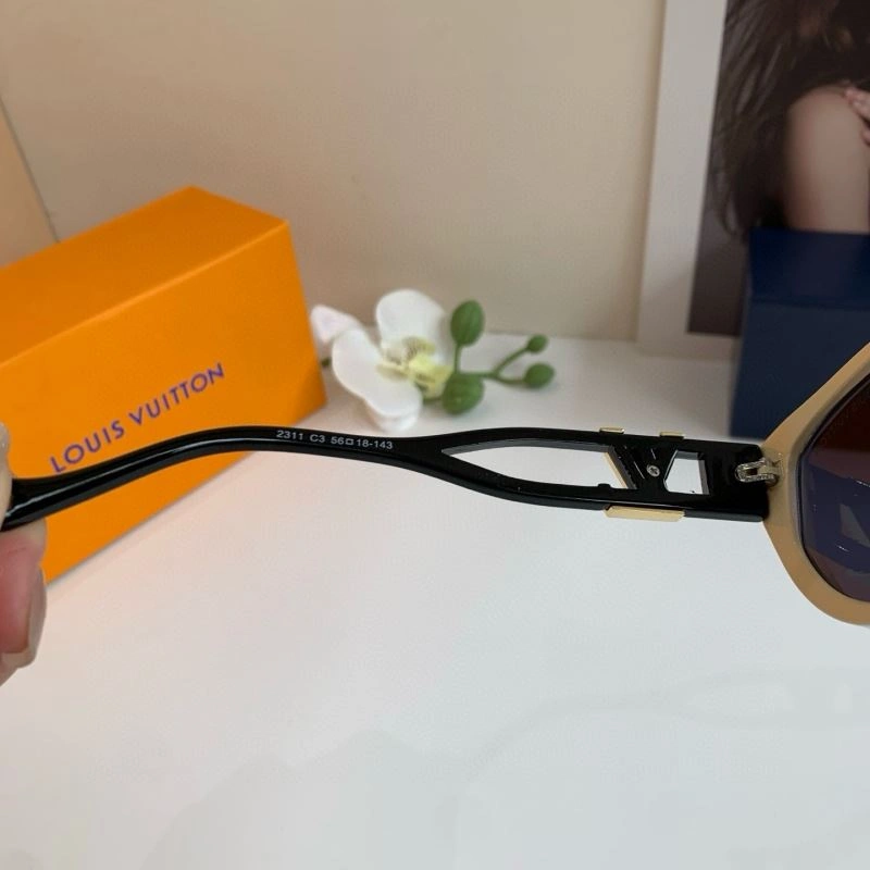Youthful Louis Vuitton Sunglasses 280448