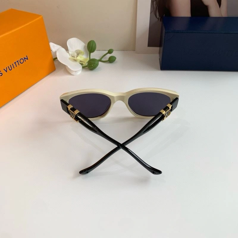 Youthful Louis Vuitton Sunglasses 280448