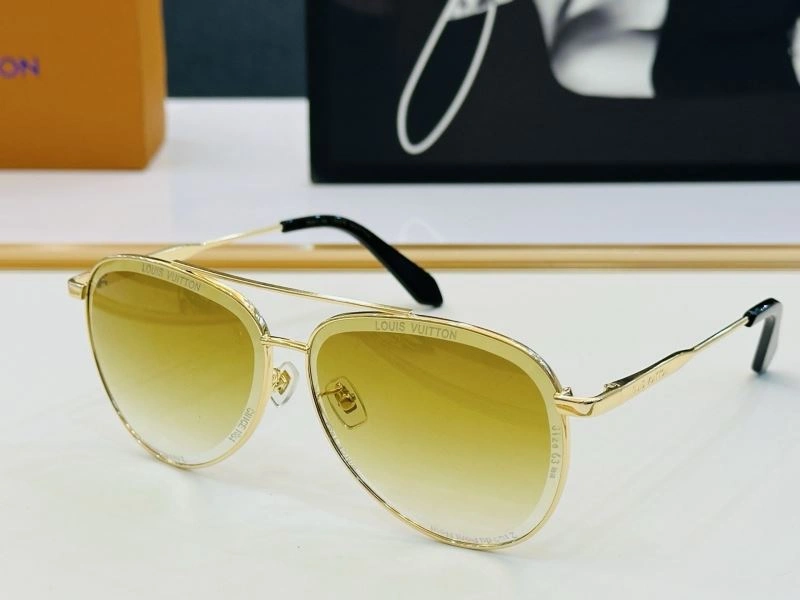 Supportive Louis Vuitton Sunglasses 280459