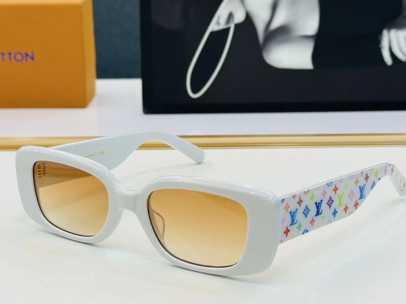 Stylish Louis Vuitton Sunglasses 280460