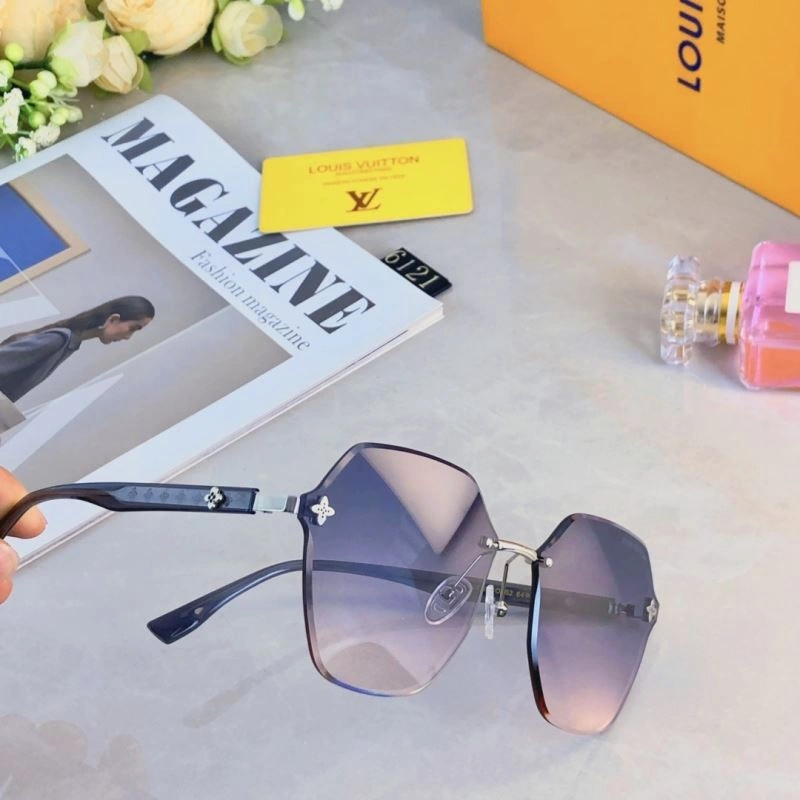 WaterResistant Louis Vuitton Sunglasses 280454