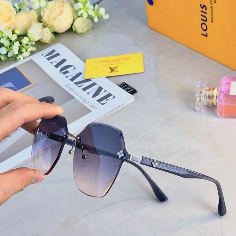 WaterResistant Louis Vuitton Sunglasses 280454