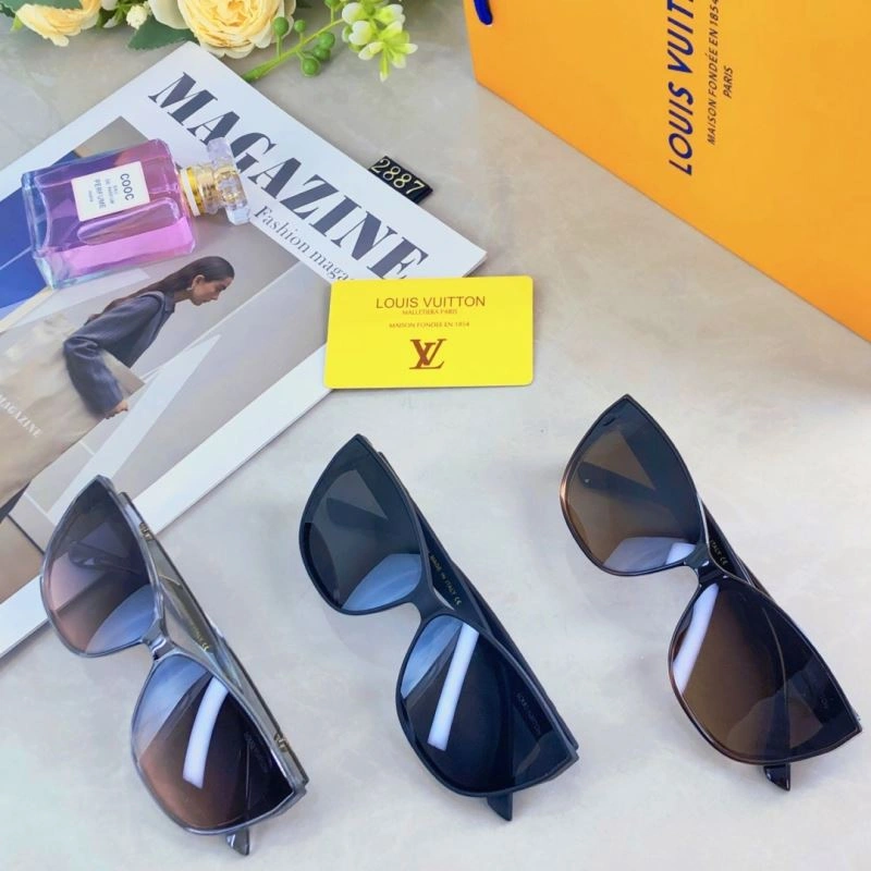 Packable Louis Vuitton Sunglasses 280456